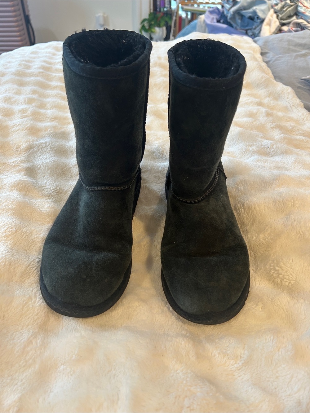 UGG Black Shearling Lined Boot